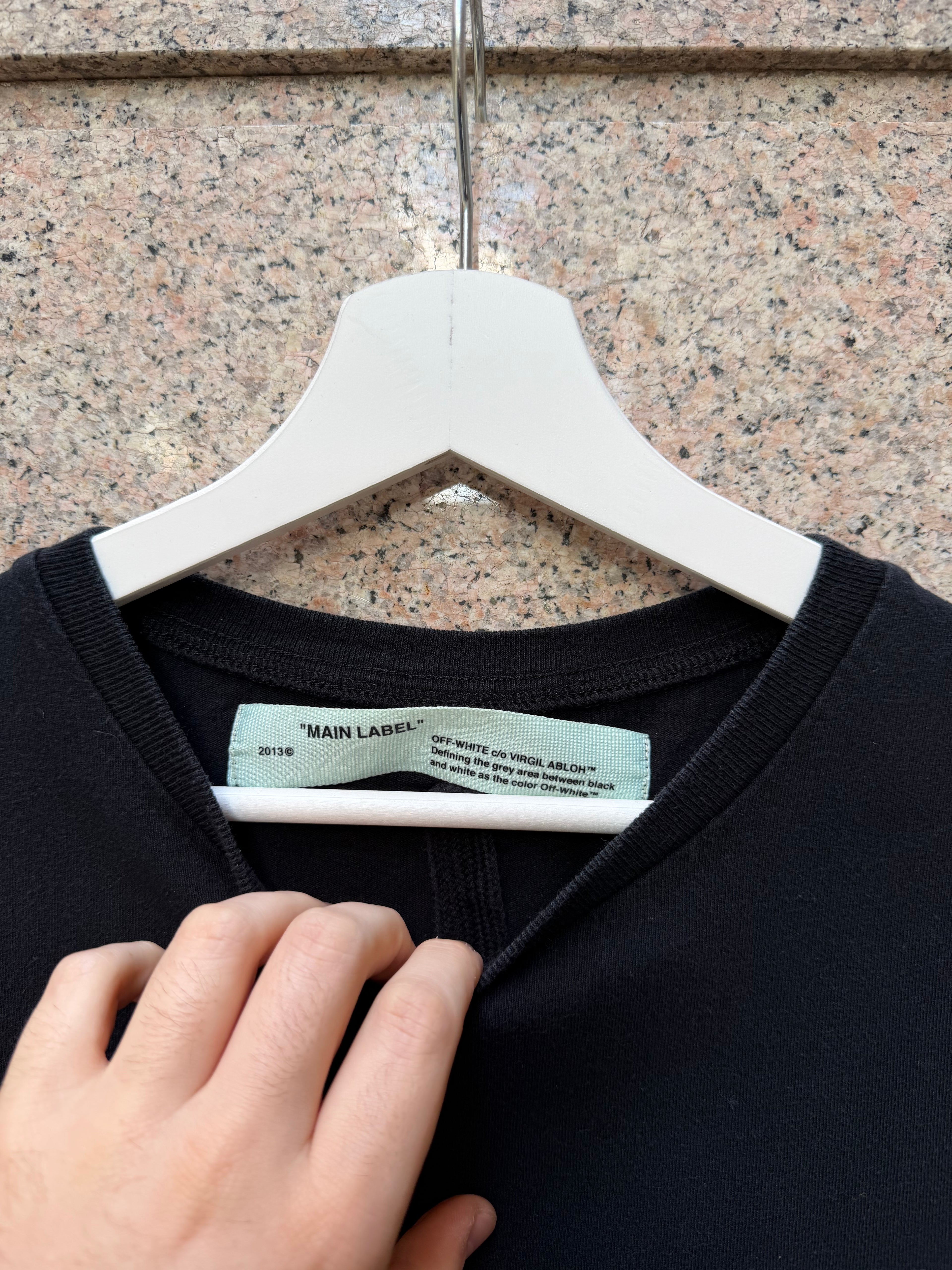 Off-White Black/White Tee - S (USED)