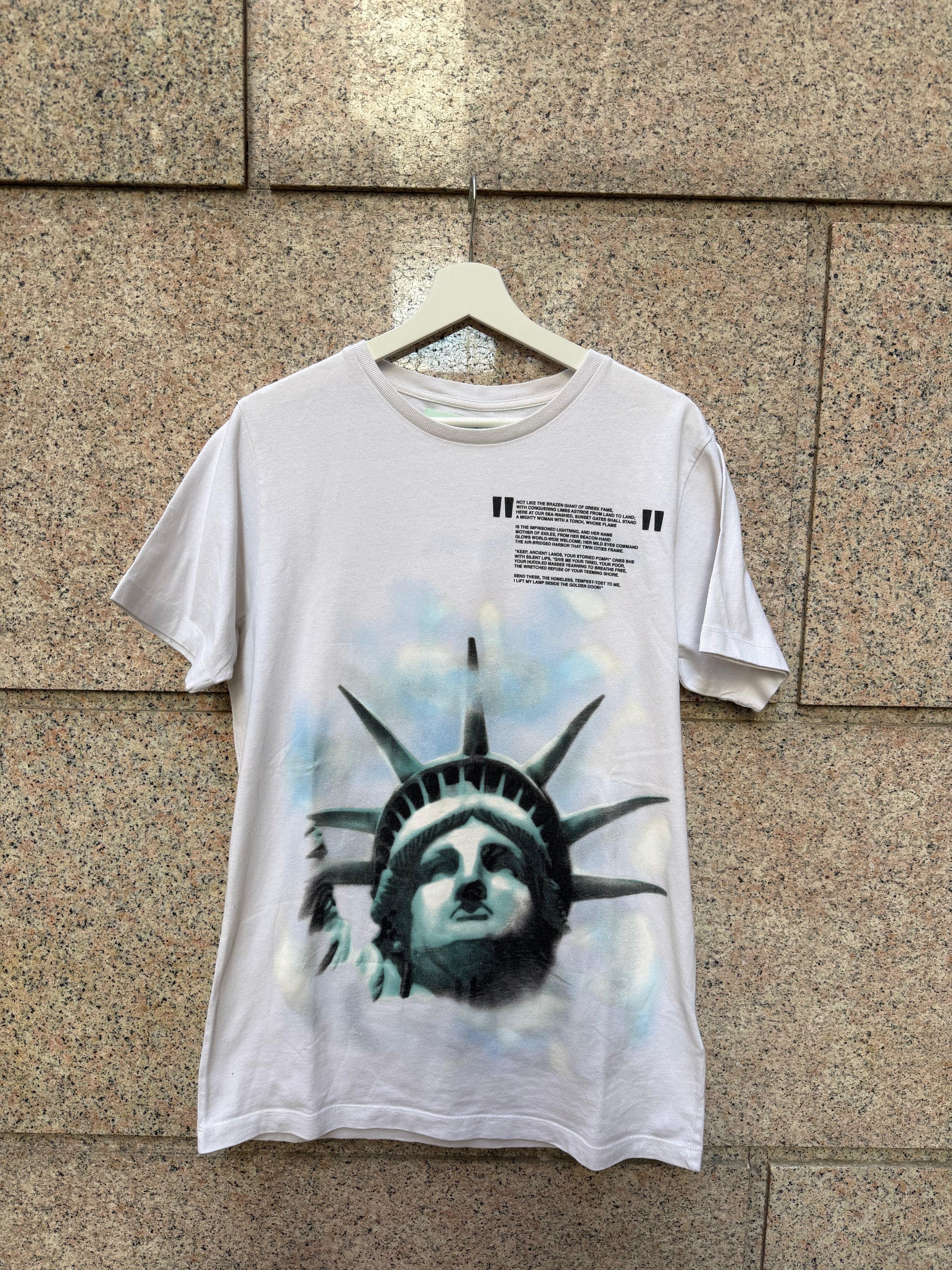 Off-White Statue Of Liberty Tee - S (USED)