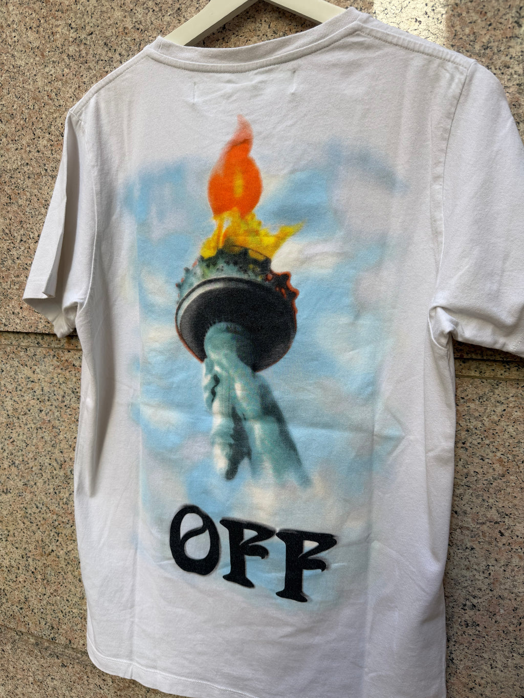 Off-White Statue Of Liberty Tee - S (USED)