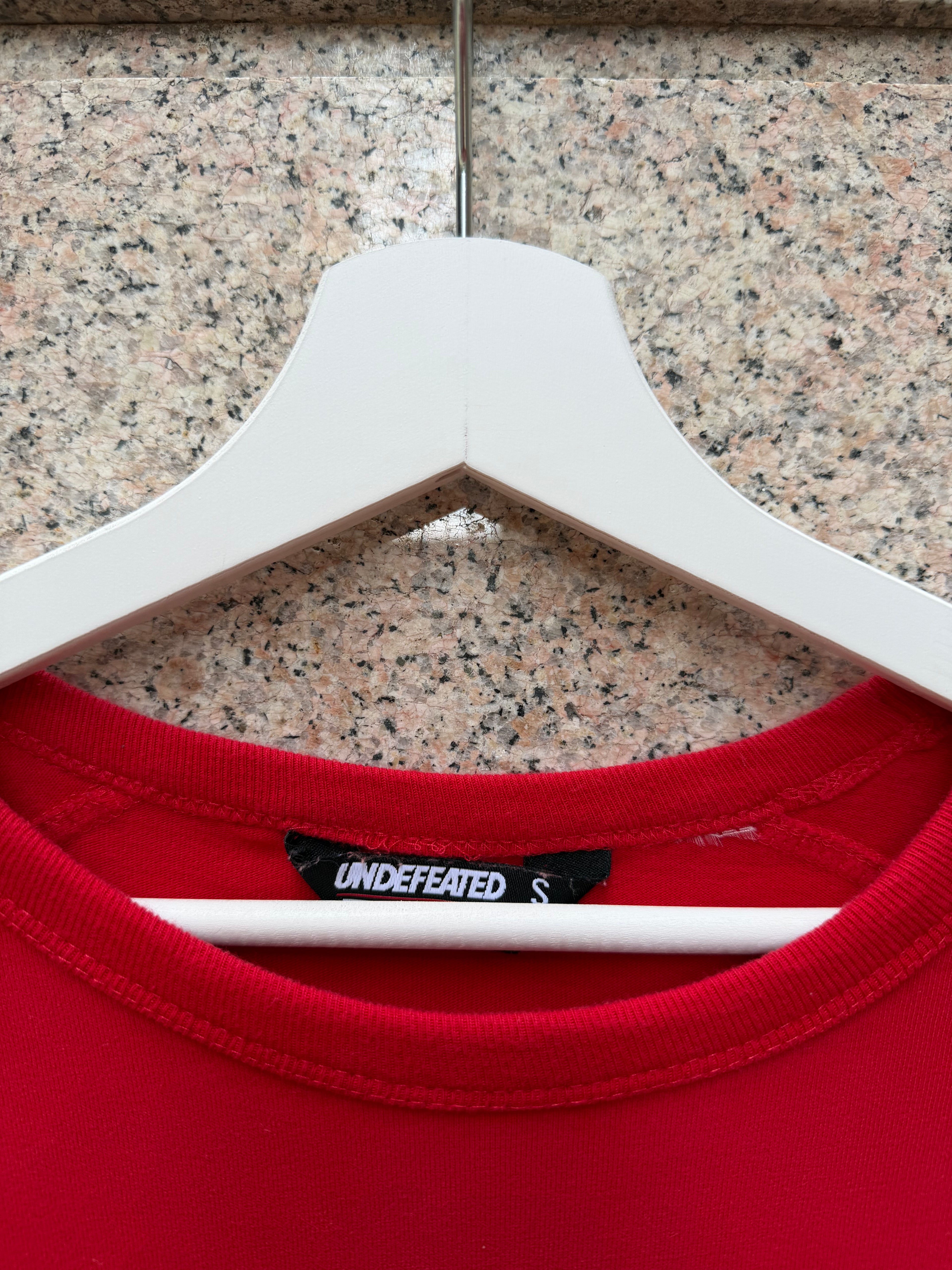 Undefeated Longsleeve Red - S (USED)