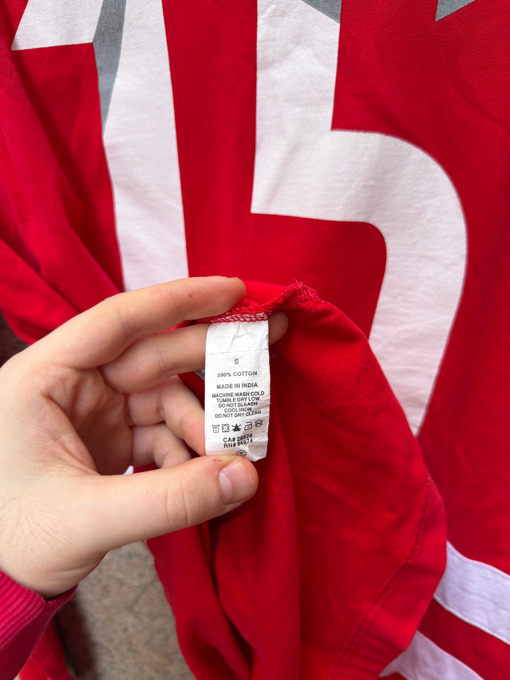 Undefeated Longsleeve Red - S (USED)