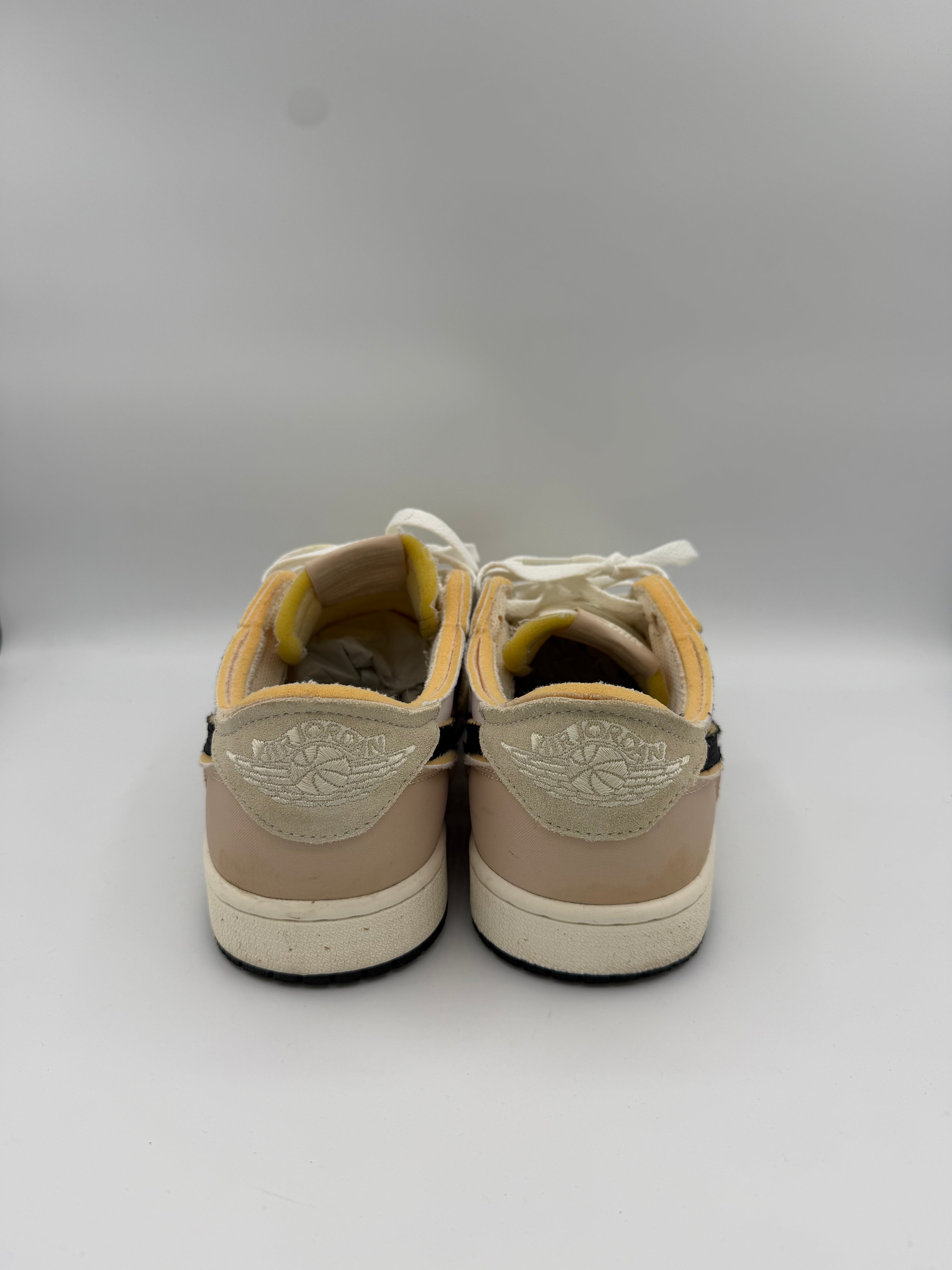Jordan 1 Retro Low OG EX Coconut Milk - 40,5Eu (USED)