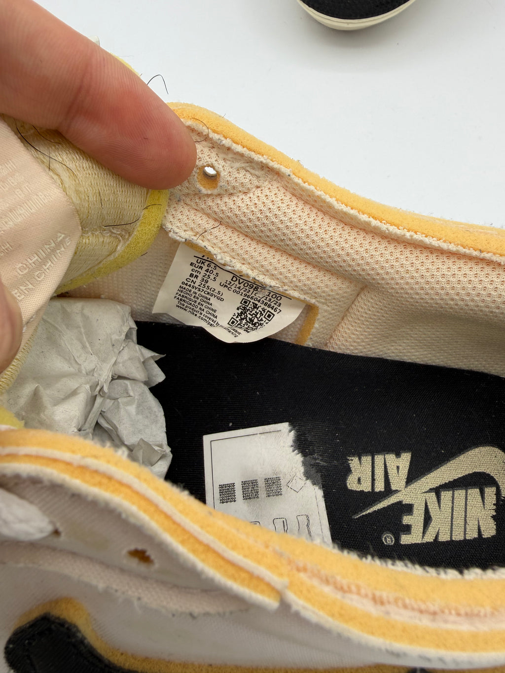 Jordan 1 Retro Low OG EX Coconut Milk - 40,5Eu (USED)