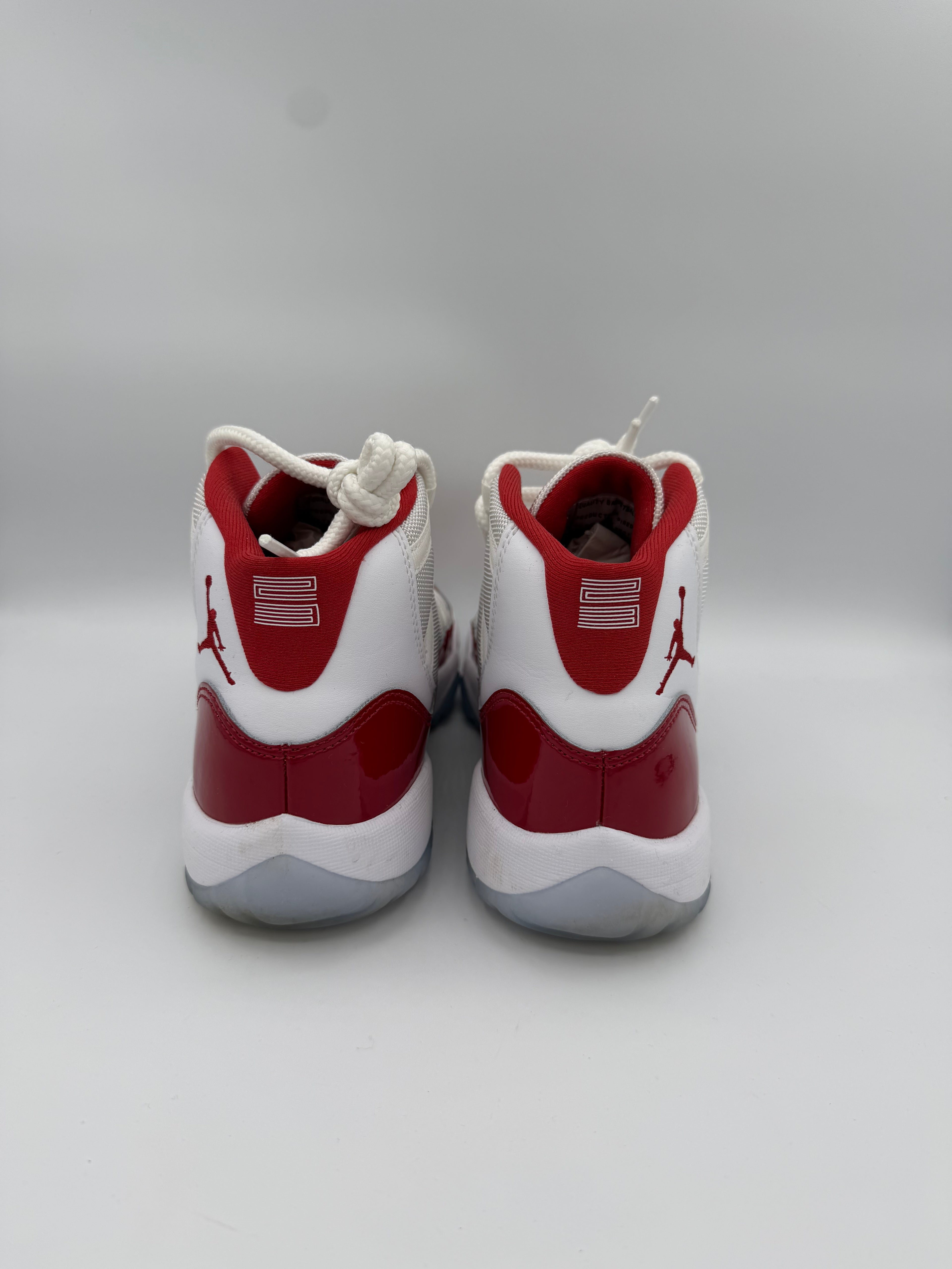 Jordan 11 Retro Cherry - 38GS (USED)