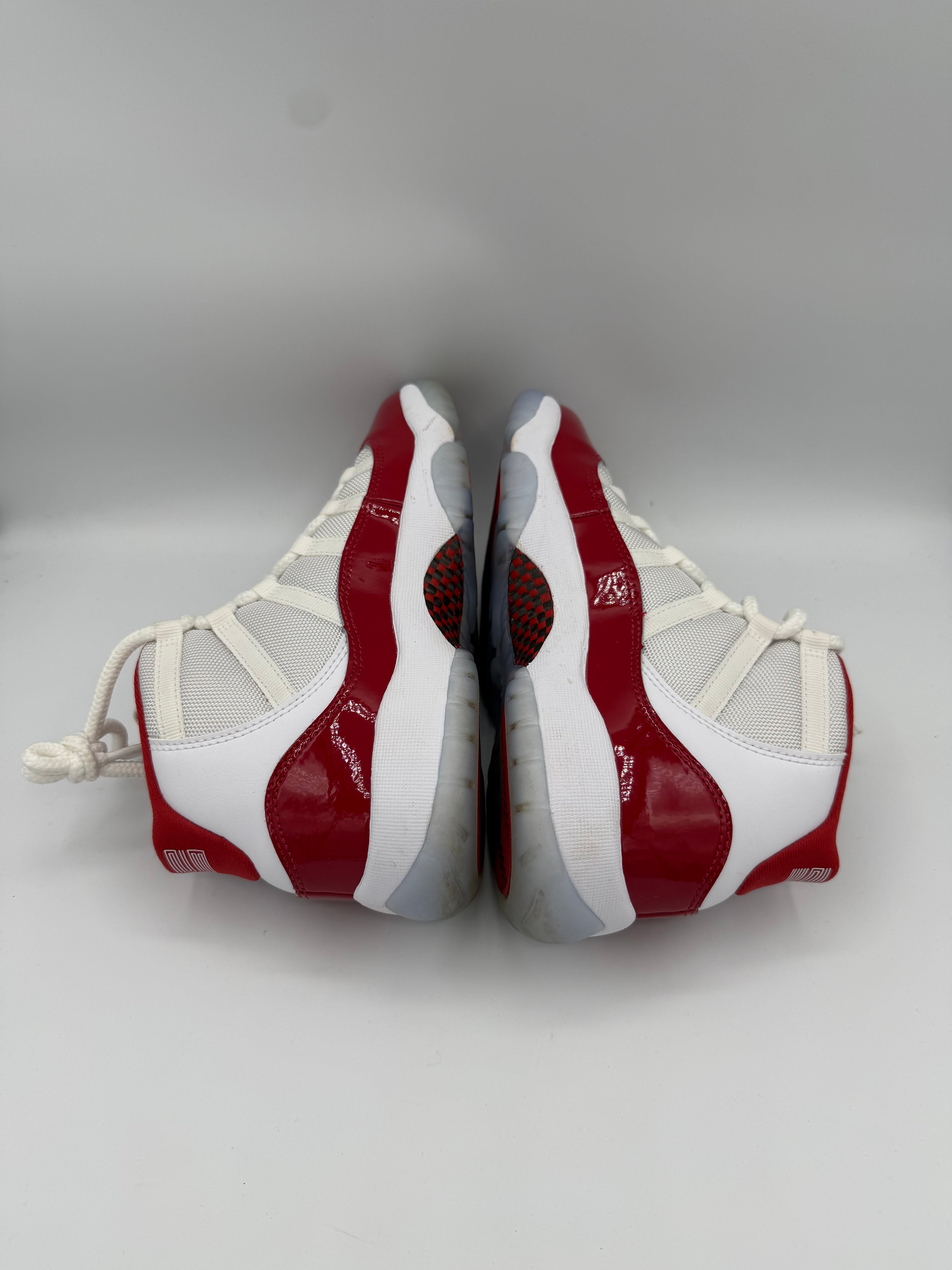Jordan 11 Retro Cherry - 38GS (USED)