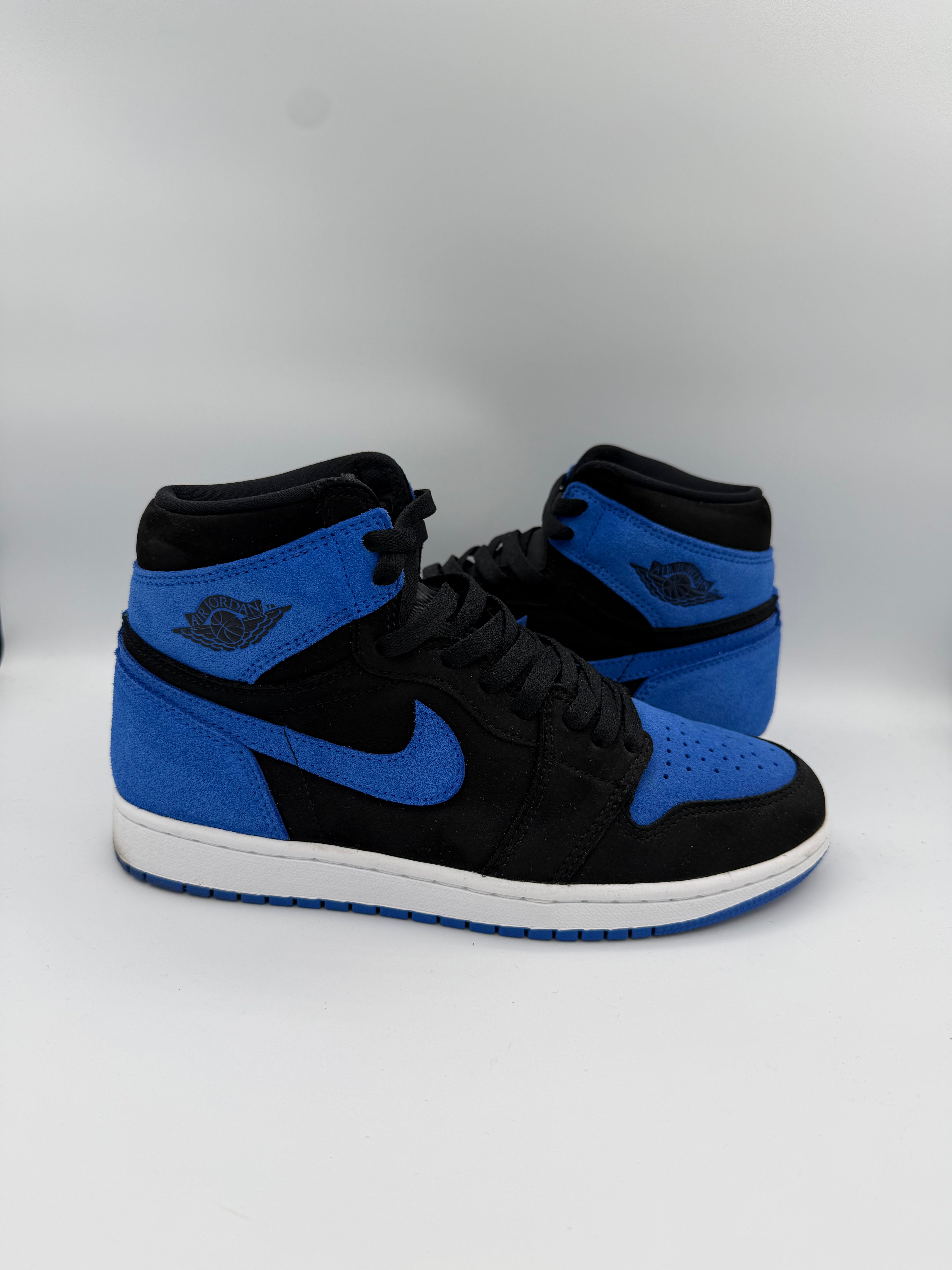 Jordan 1 Retro High OG Royal Reimagined - 41Eu (USED)
