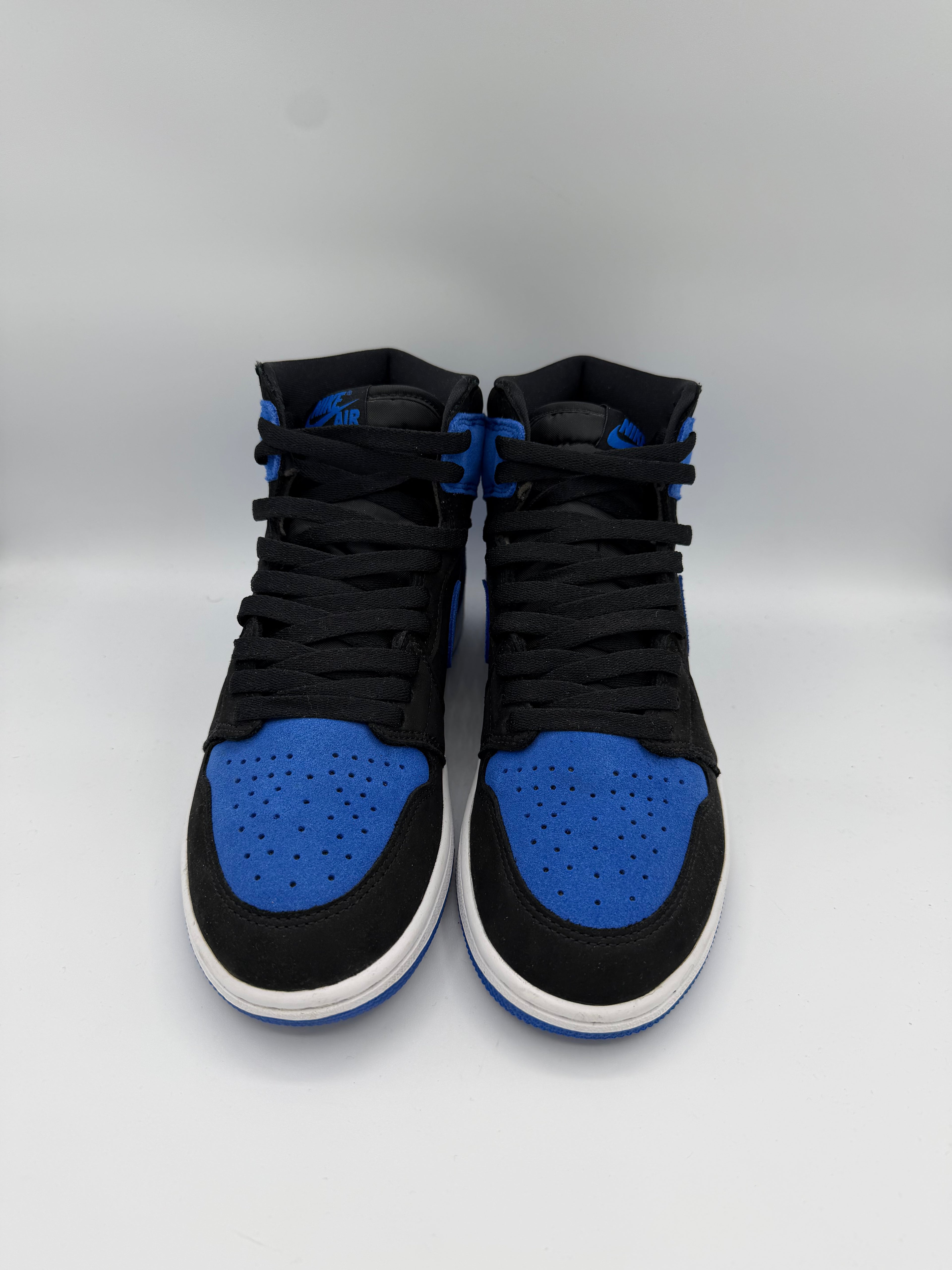 Jordan 1 Retro High OG Royal Reimagined - 41Eu (USED)