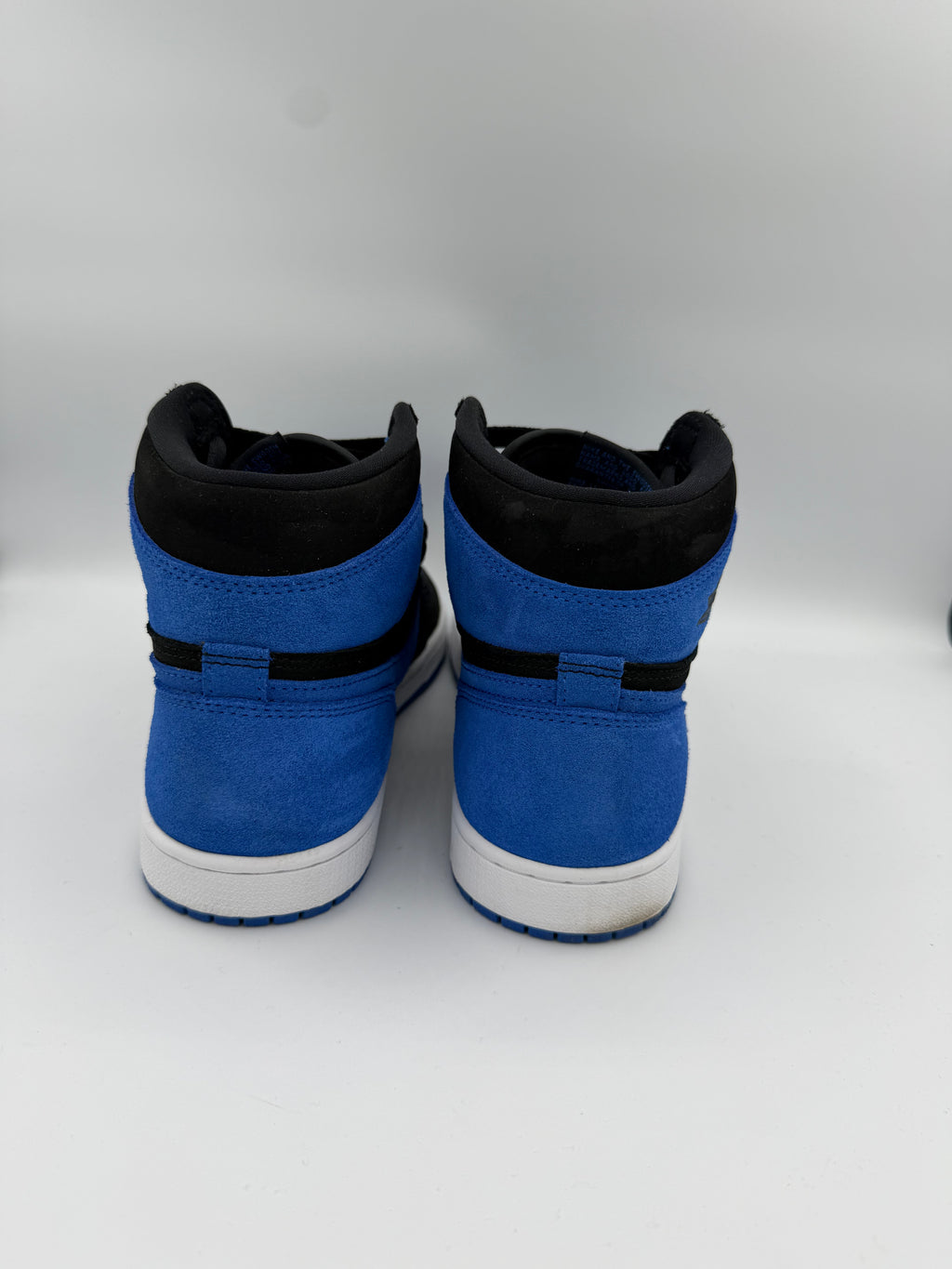 Jordan 1 Retro High OG Royal Reimagined - 41Eu (USED)
