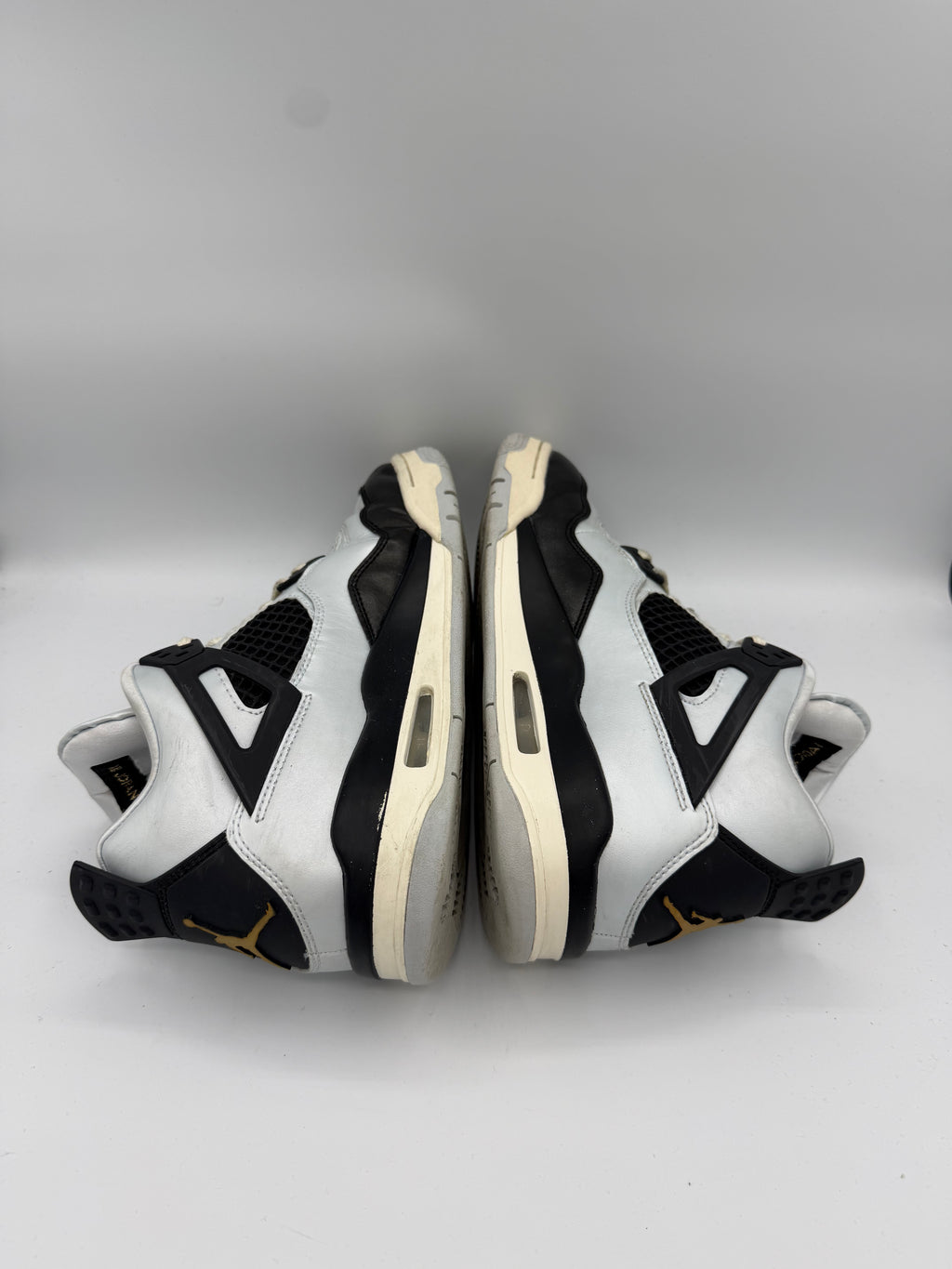 Jordan 4 Retro Platinum Gold (GS) - 40Eu (USED)
