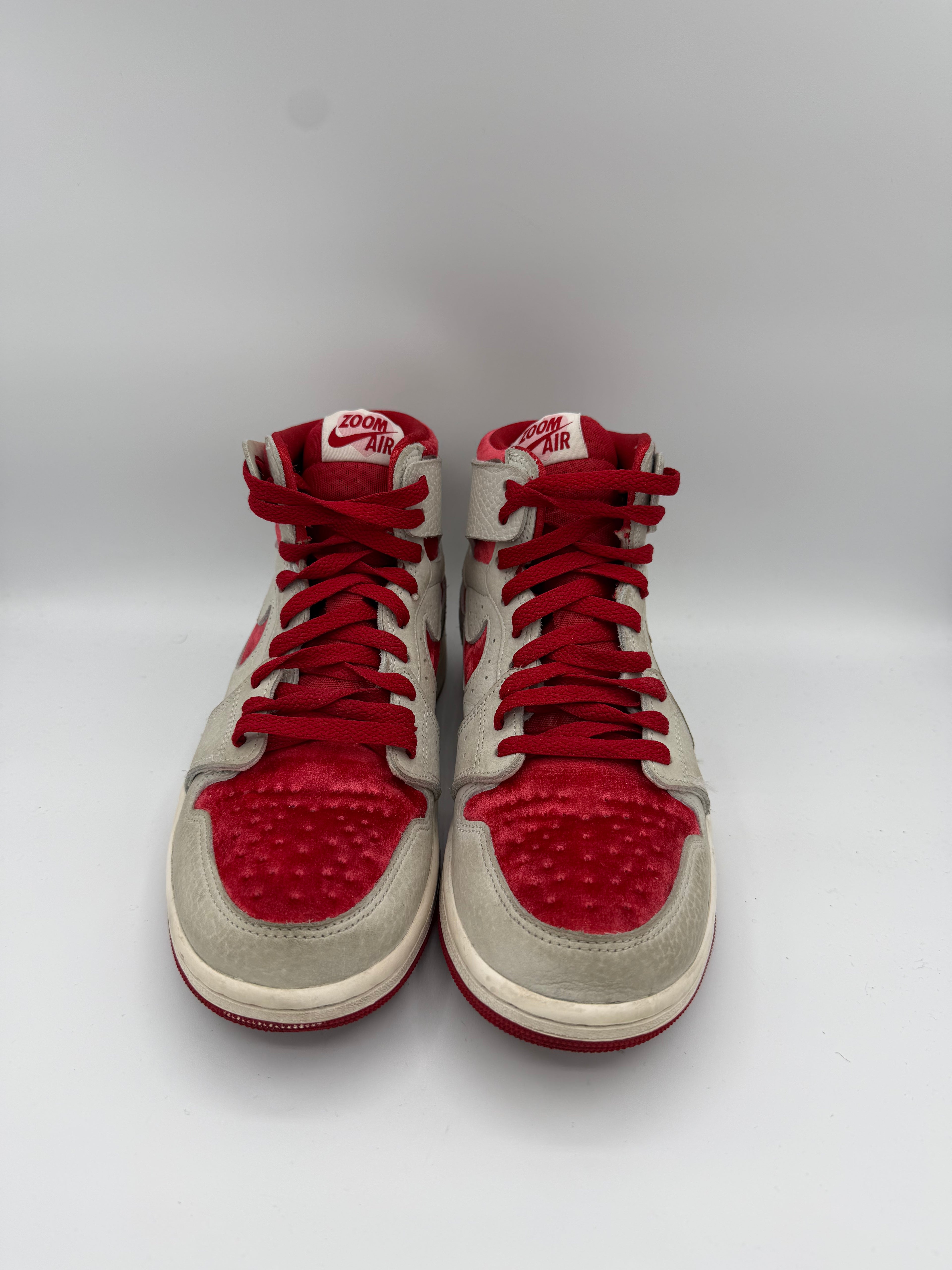 Jordan 1 High Zoom Air CMFT 2 Valentine's Day  - 38,5Eu (USED)