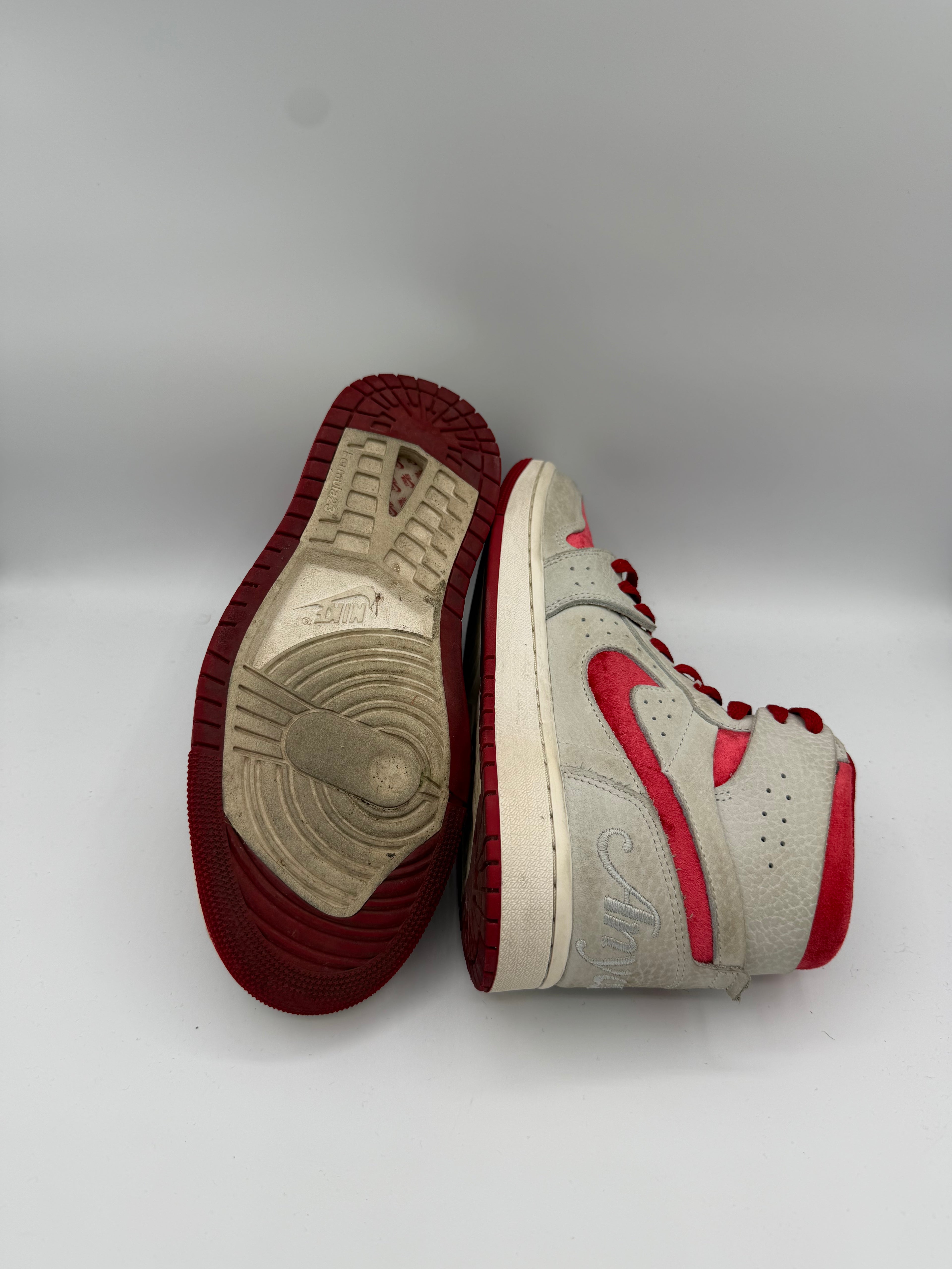 Jordan 1 High Zoom Air CMFT 2 Valentine's Day  - 38,5Eu (USED)