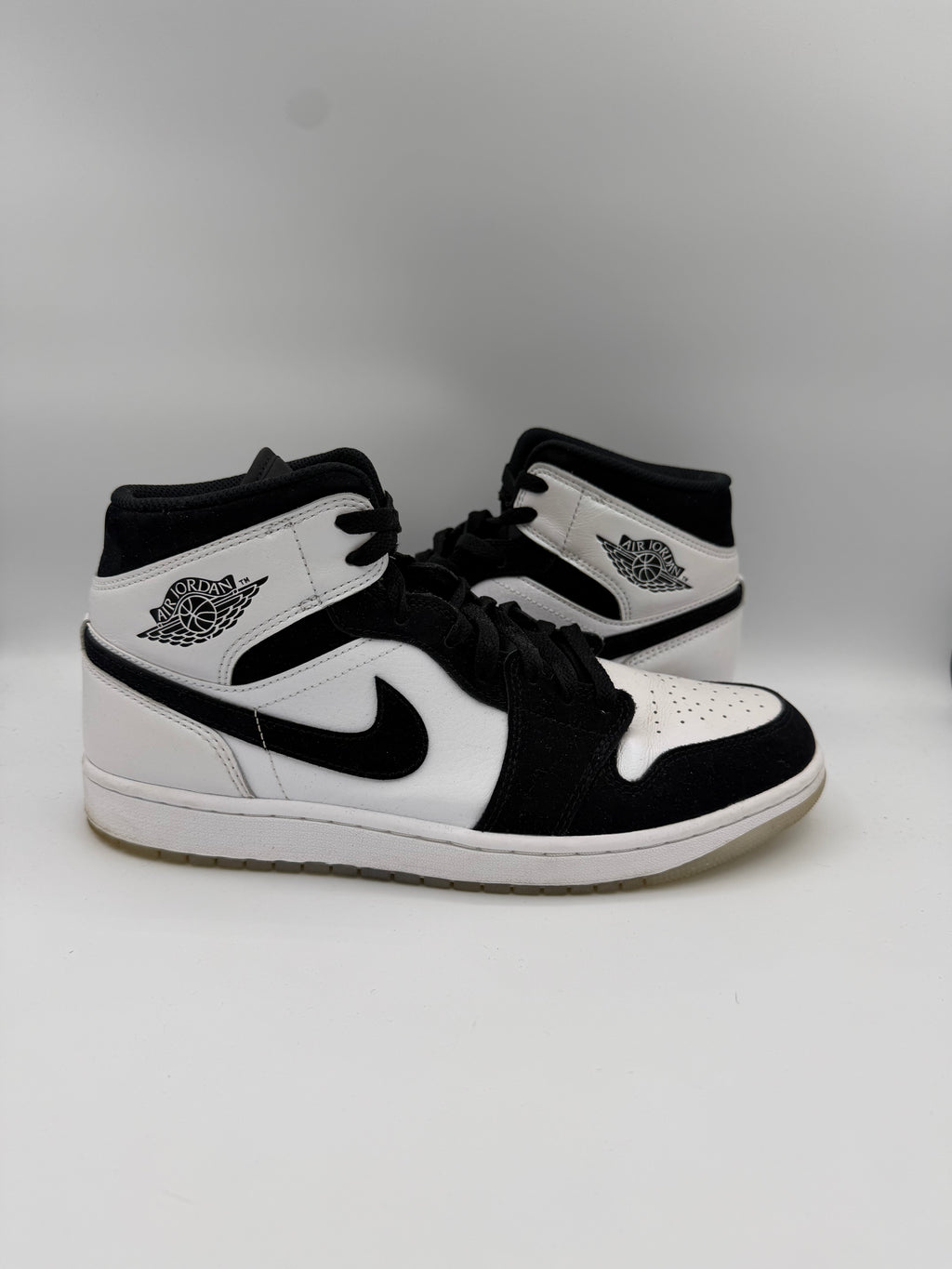 Jordan 1 Mid Diamond Shorts - 44Eu (USED)