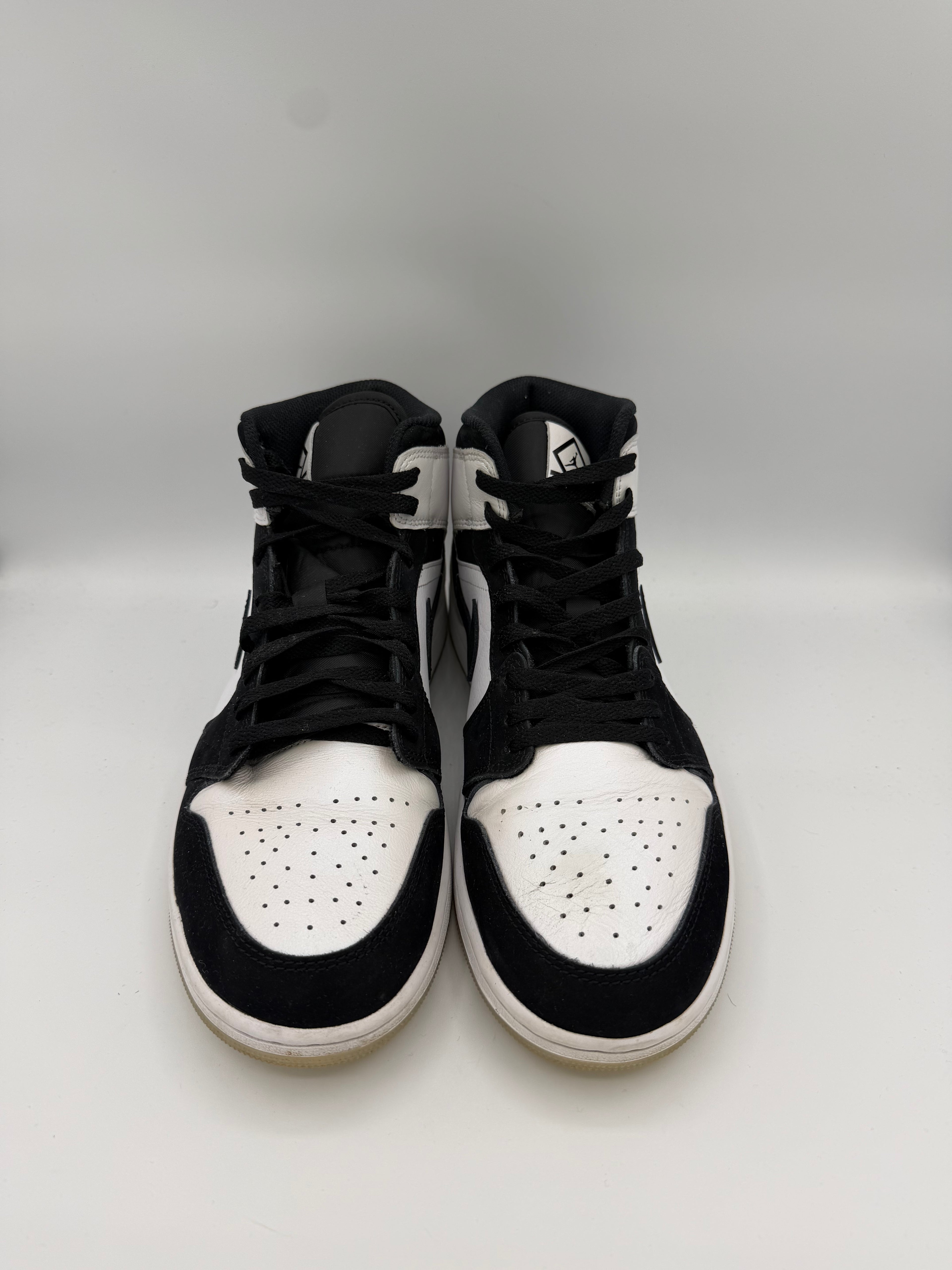 Jordan 1 Mid Diamond Shorts - 44Eu (USED)