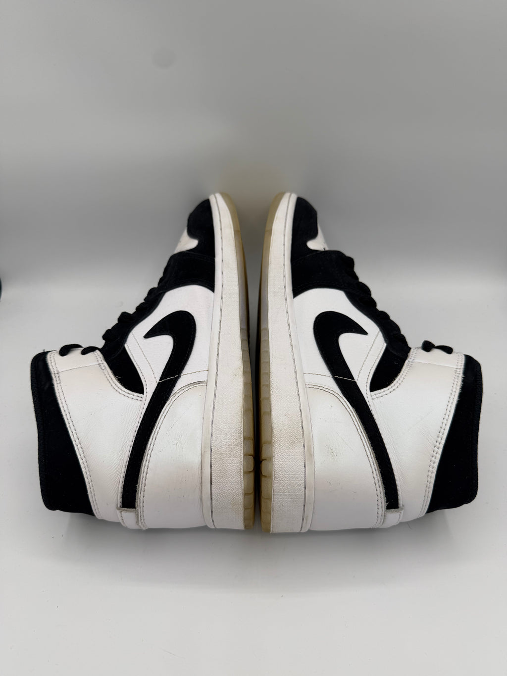 Jordan 1 Mid Diamond Shorts - 44Eu (USED)