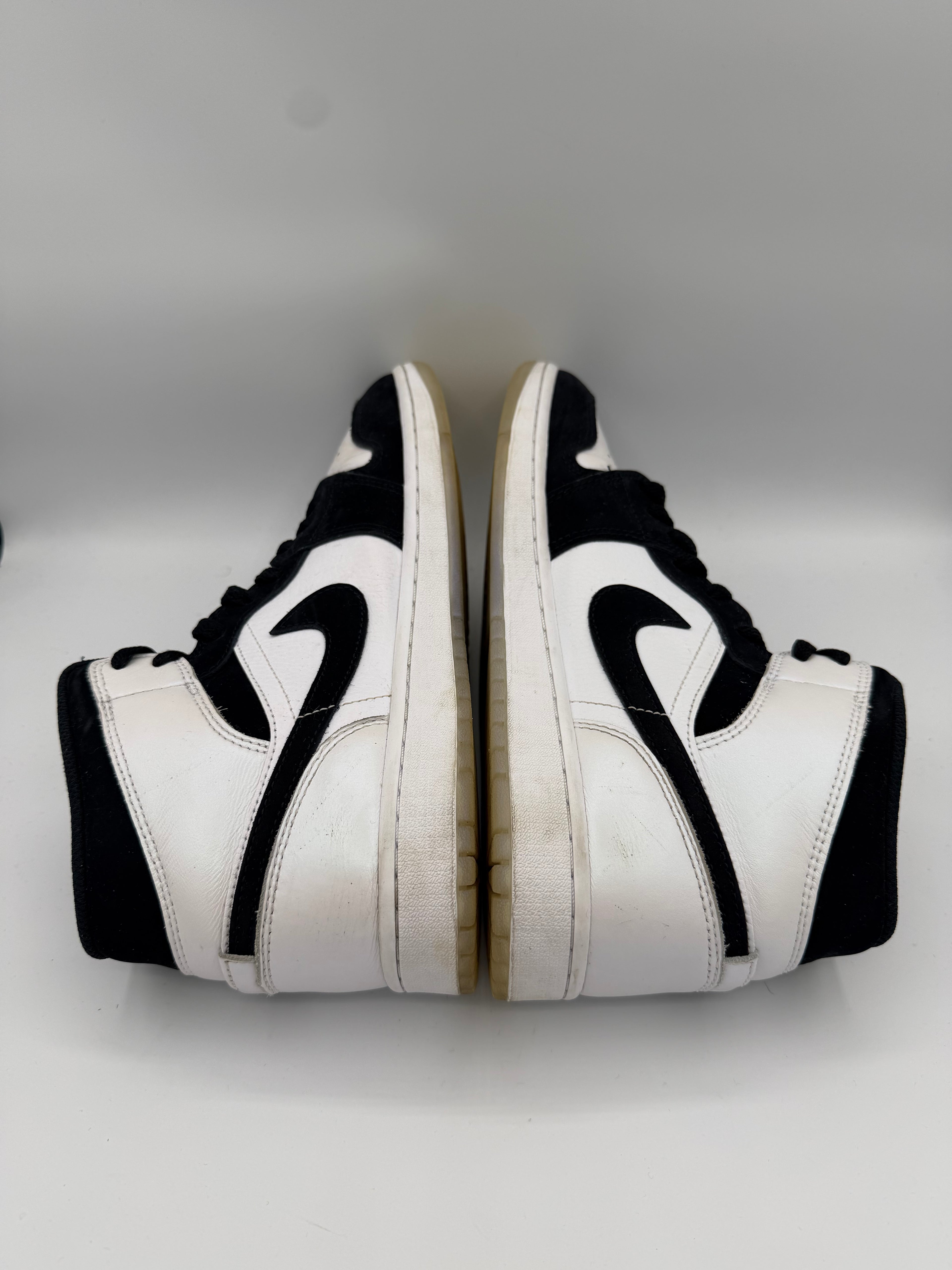 Jordan 1 Mid Diamond Shorts - 44Eu (USED)