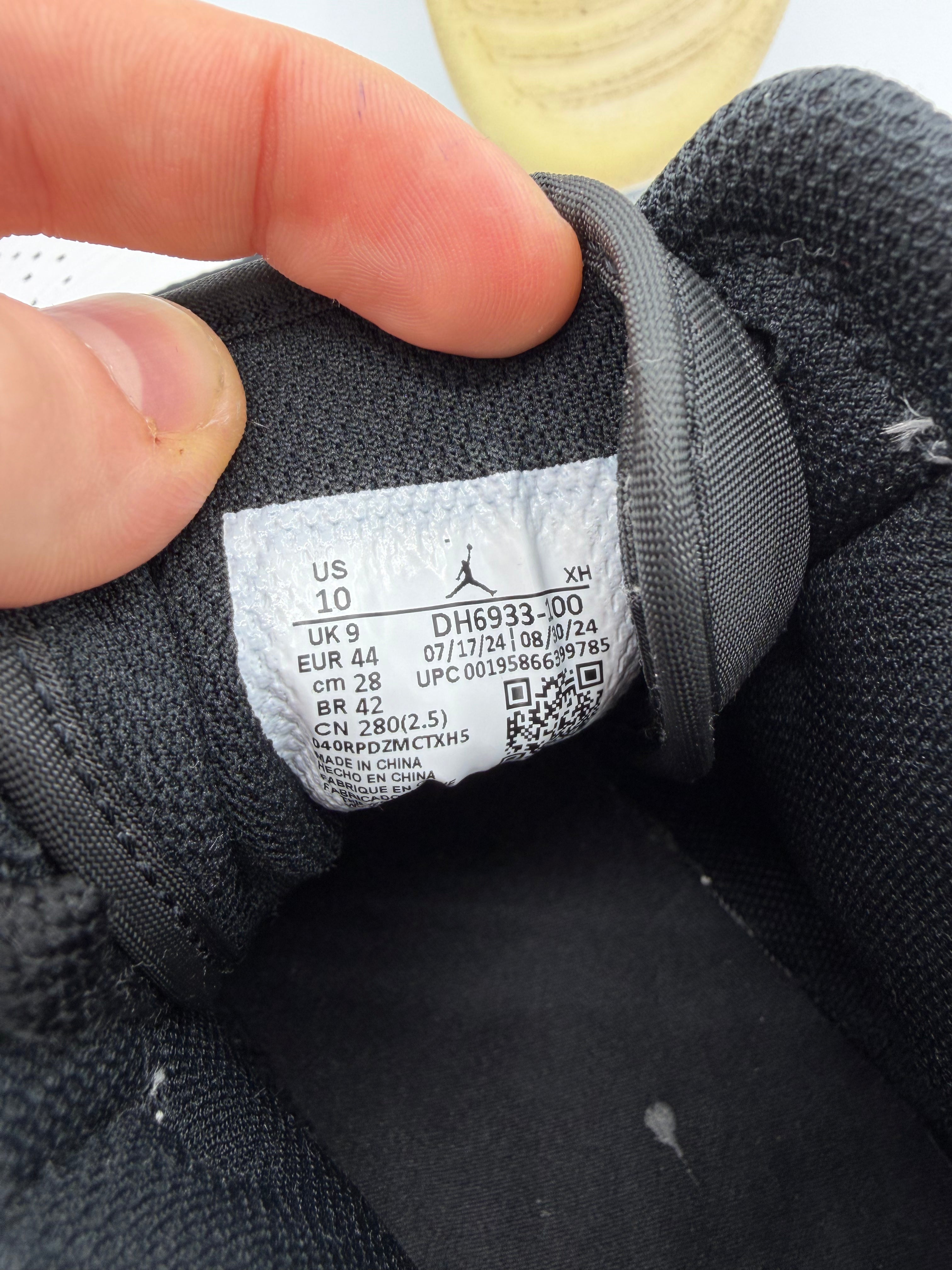 Jordan 1 Mid Diamond Shorts - 44Eu (USED)