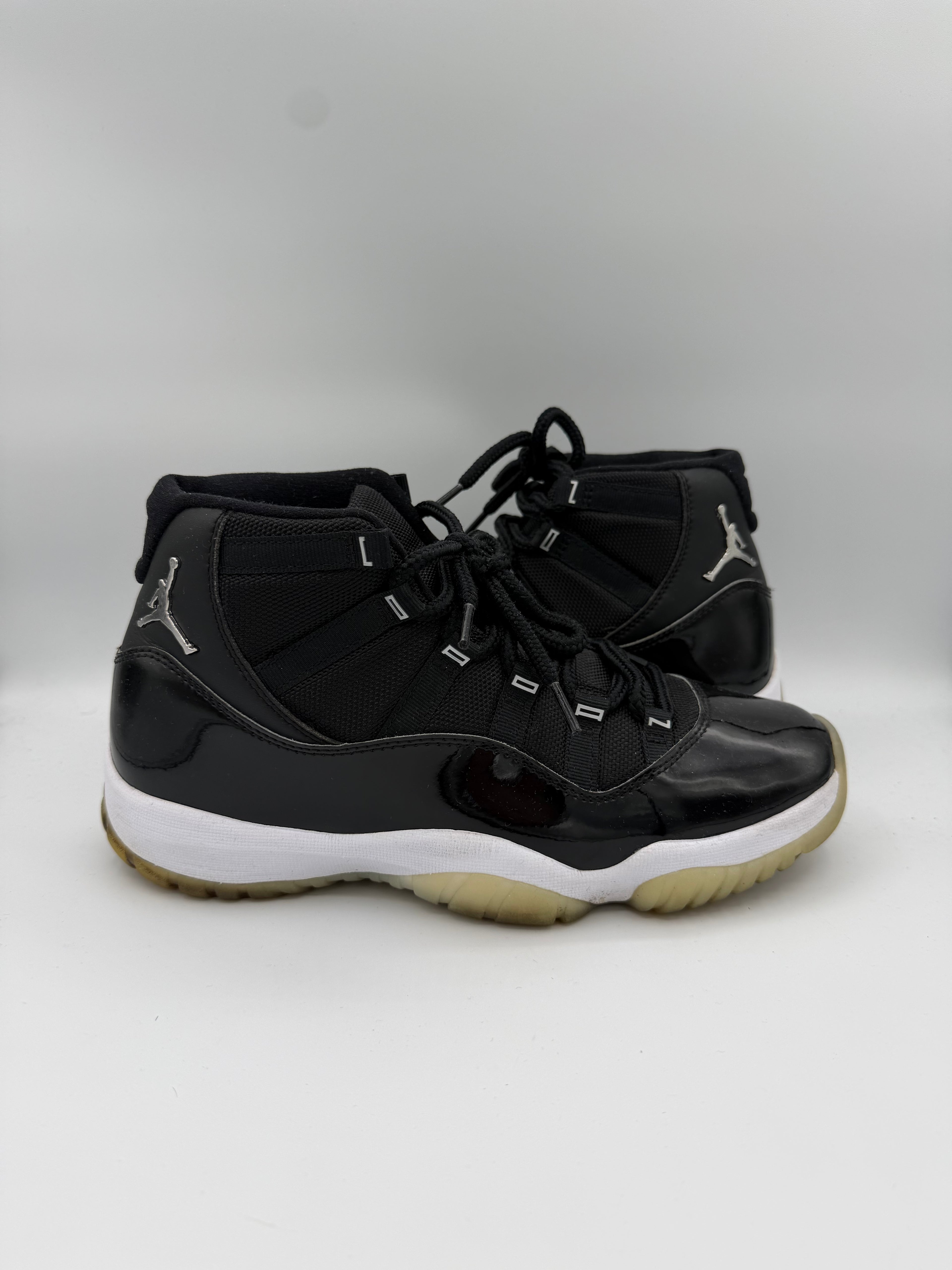 Jordan 11 Retro Jubilee 25th Anniversary - 42 (USED)