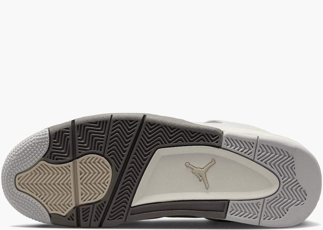 Jordan 4 Retro SE Craft Photon Dust