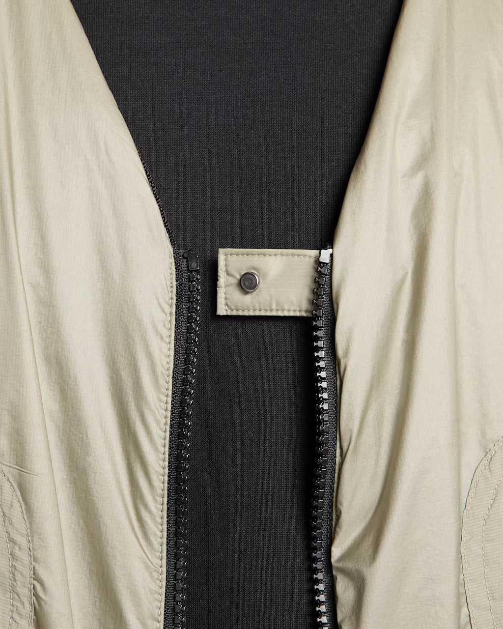 Nike Tech Vest Olive