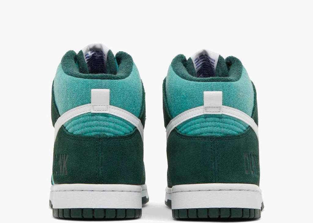 Nike Dunk High Retro SE Athletic Club Pro Green