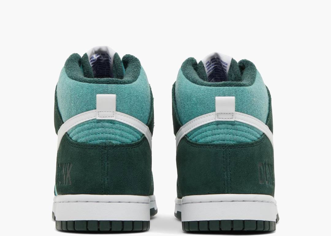 Nike Dunk High Retro SE Athletic Club Pro Green