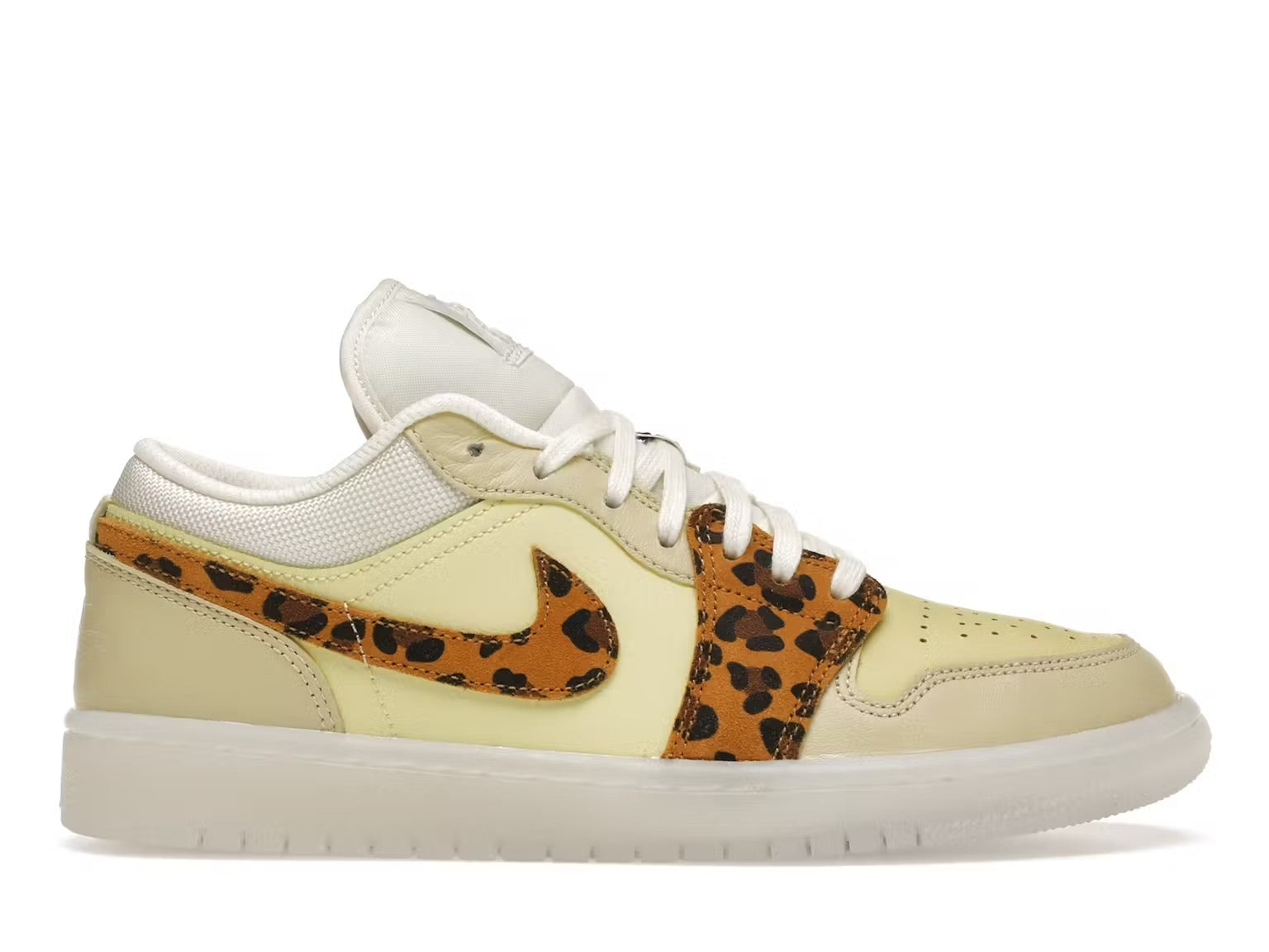 Jordan 1 Low SNKRS Day W