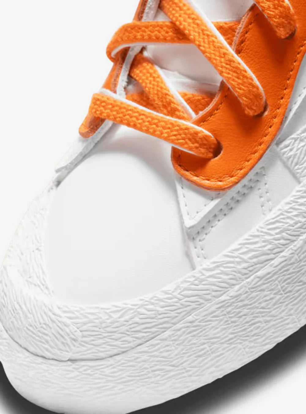 Nike Blazer Low sacai White Magma Orange