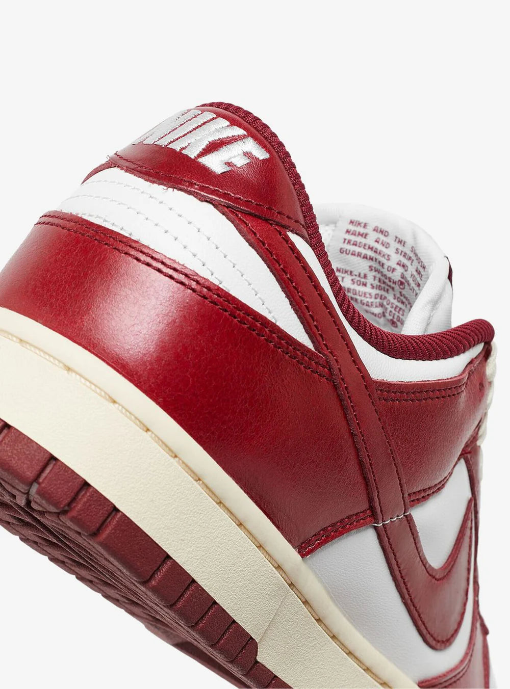 Nike Dunk Low PRM Vintage Team Red W
