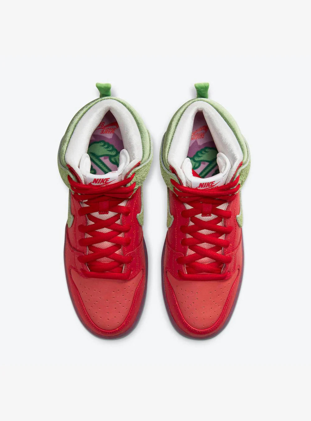 Nike SB Dunk High Strawberry Cough