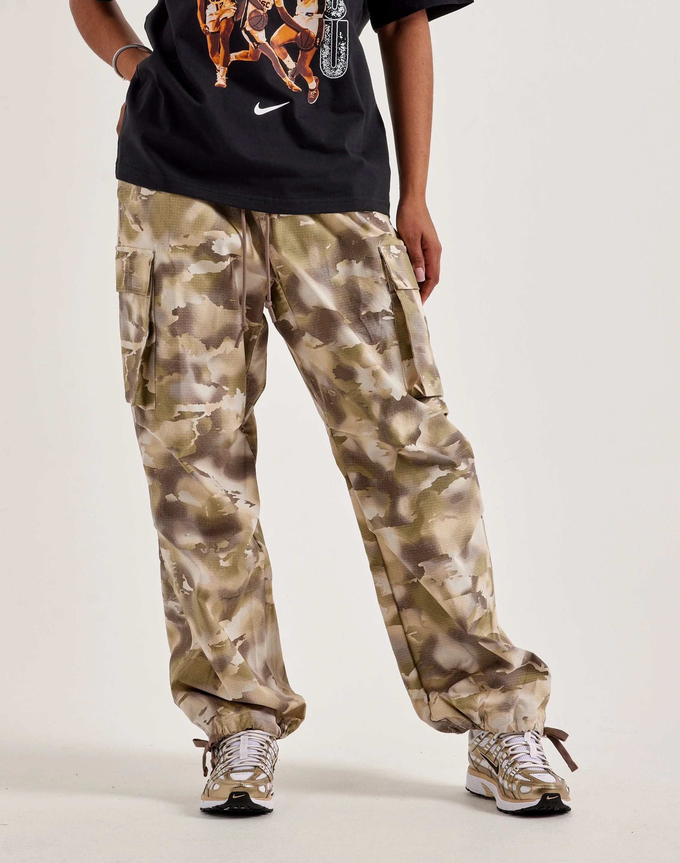 Nike Cargo Camo Pants Oversized