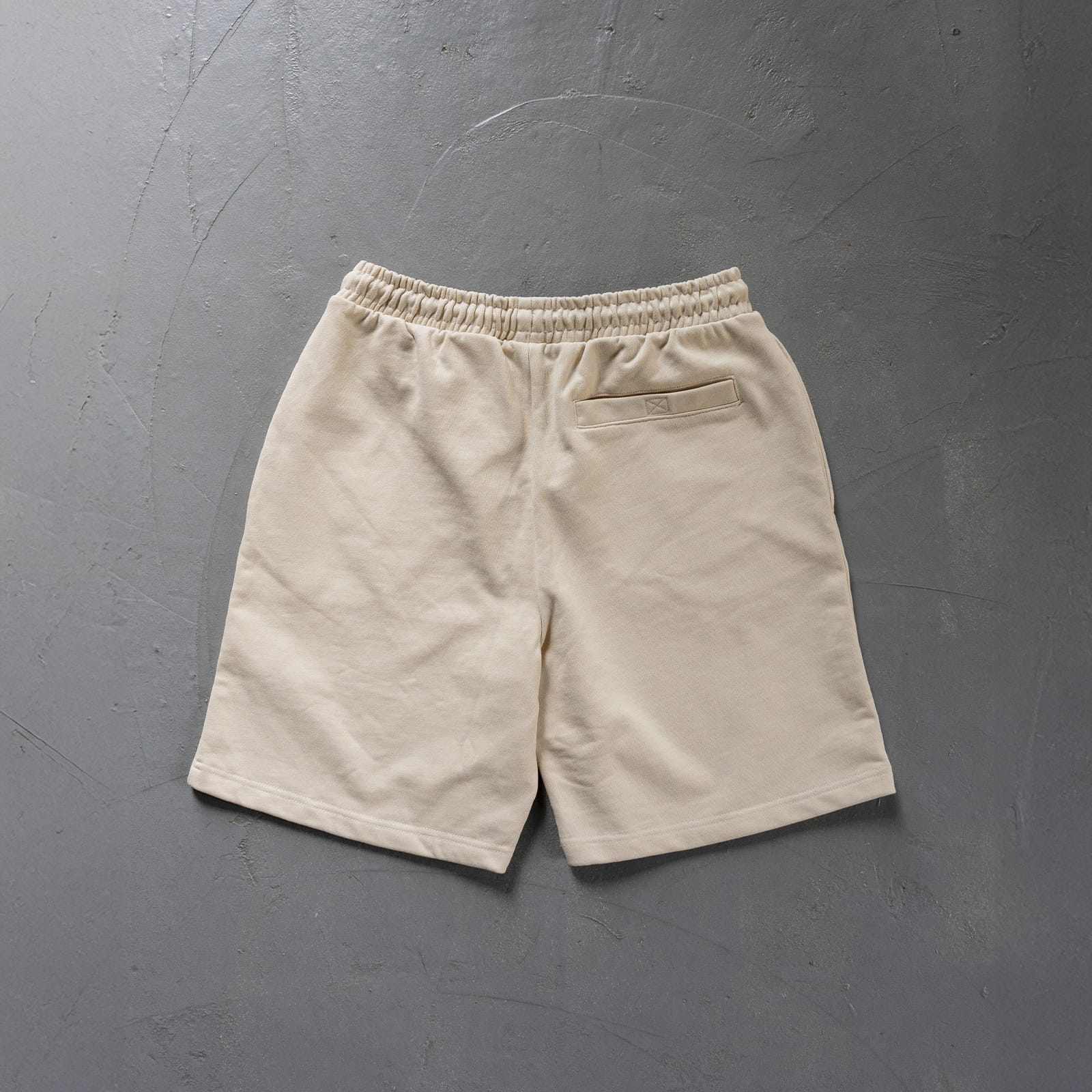 ON MY WAY STIGMA COTTON SHORTS SAND