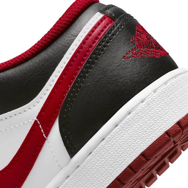 Jordan 1 Low Bulls (GS)