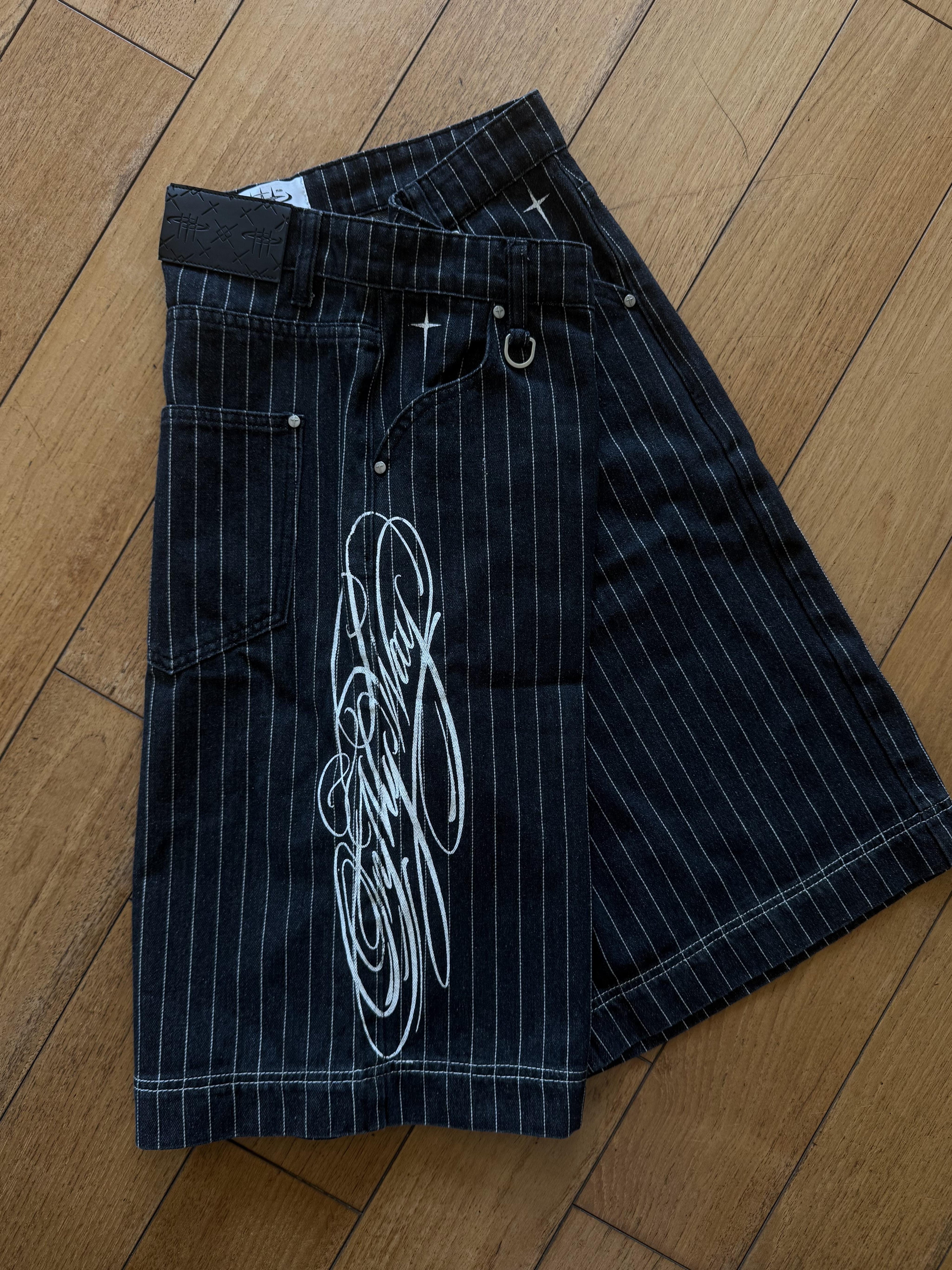 ON MY WAY STIGMA SHORT STRIPED